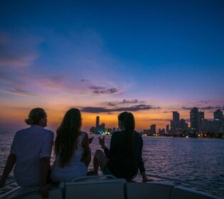 Cartagena: passejades a cavall per la platja al capvespre