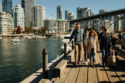 Vancouver City day tour: Granville Island & Stanley Park