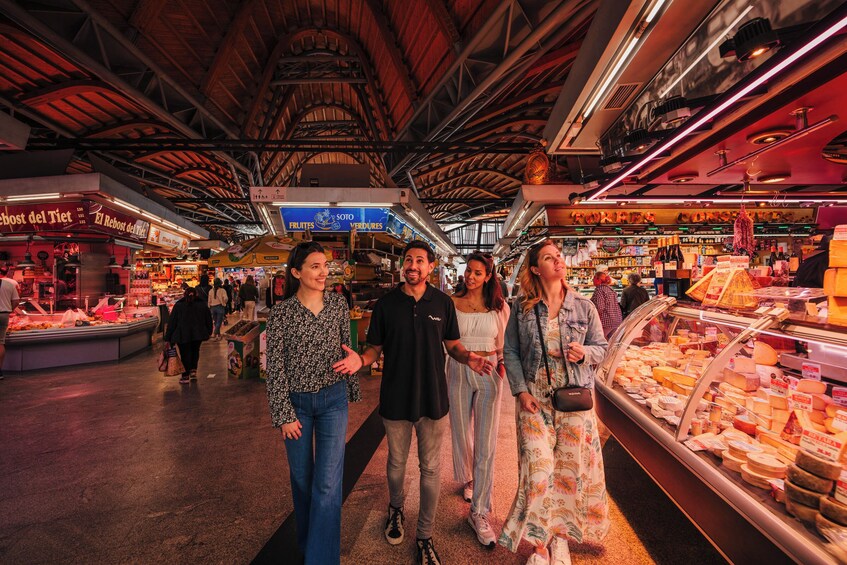 Discover Barcelona's Markets & Tapas with your Personal Chef