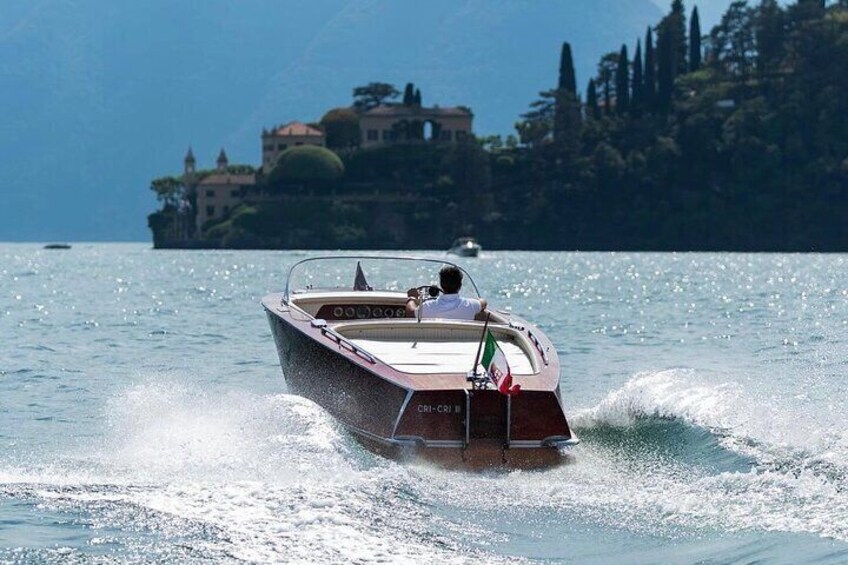 Our captain on the way to villa Balbianello