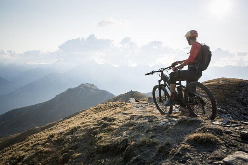 Ride and tasting at the summit by electric mountain bike