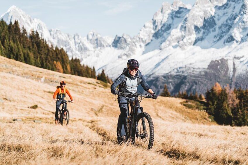 Ride and tasting at the summit by electric mountain bike