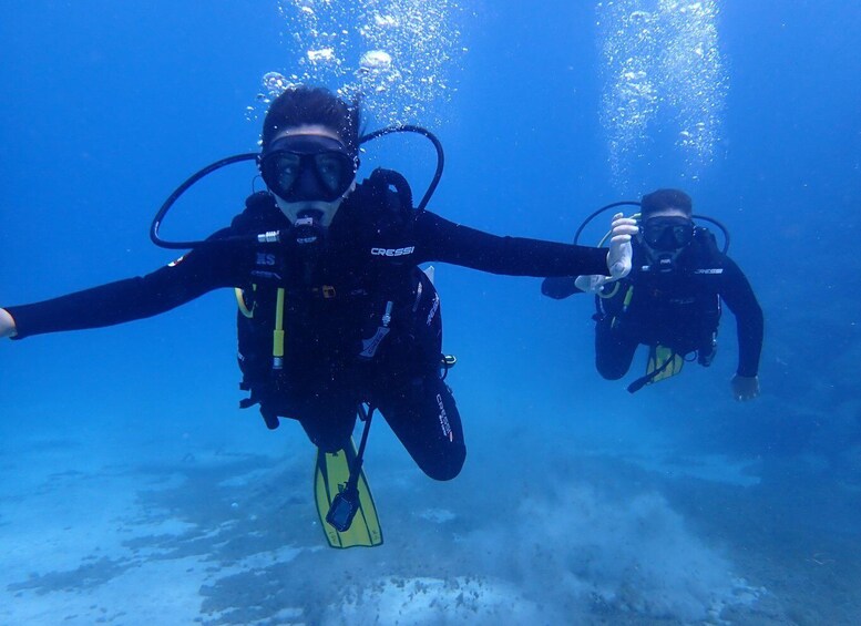 Picture 7 for Activity First Experience underwater. Try Scuba Diving