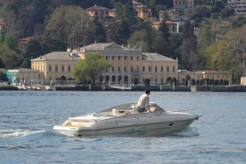 2 Hour Private Boat Tour in Lake Como