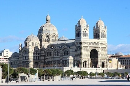 Marseille Local Areas Guided Walking Tour