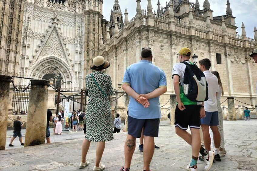 Seville:Private Tour Cathedral and Giralda entrance included skip the line