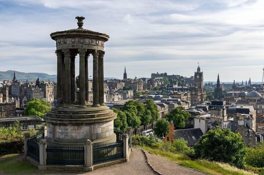 Architectural Edinburgh Private Walking Tour with a Local Expert