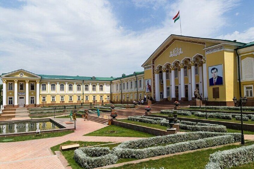 Tashkent Khujand Guided Day Tour