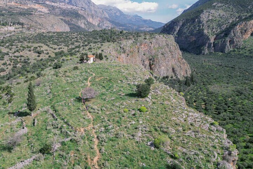 Delphi ancient path