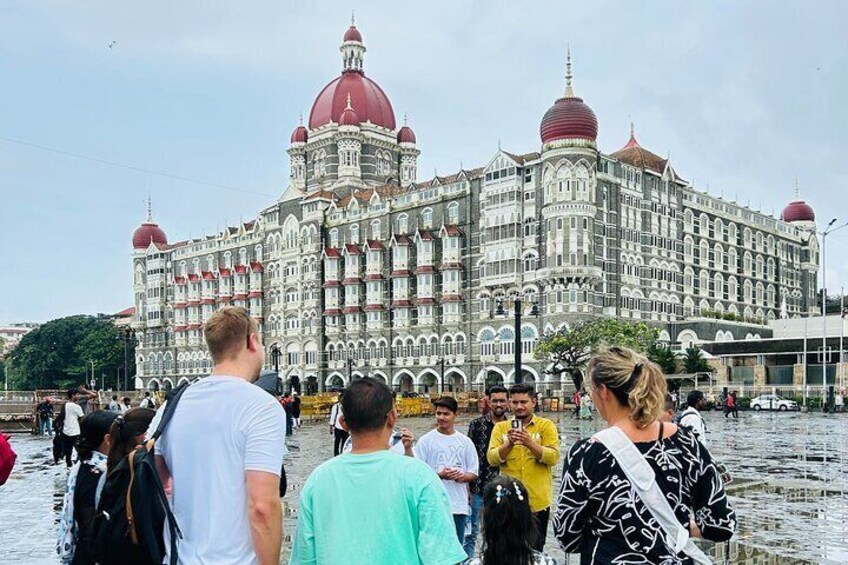 Private Mumbai City Sightseeing Tour with Guide 