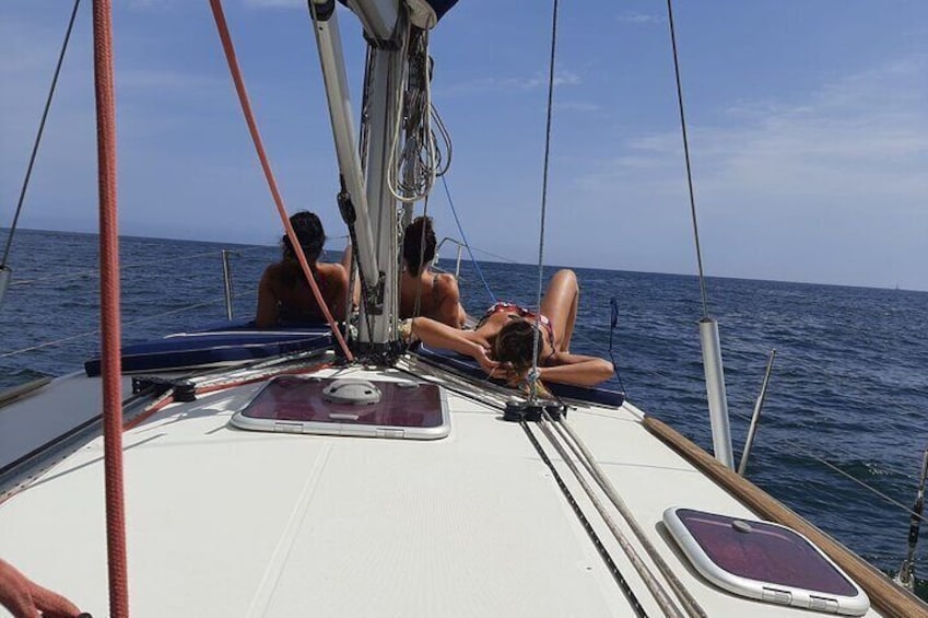 Private Sailing Boat Experience with Lunch and Drink in Palermo