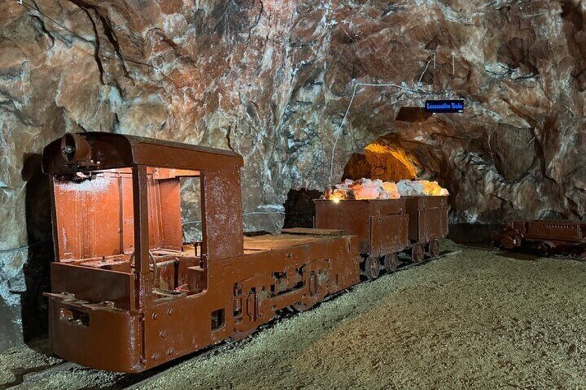 1 Day Tour Of Salt Mines and Katas Raj From Lahore and Islamabad