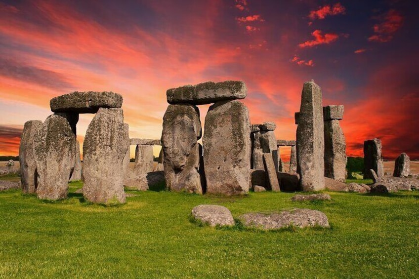 Mystical Stonehenge Day Tour from London