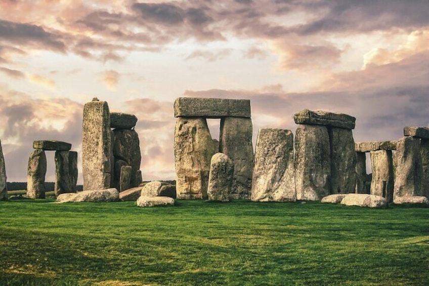 Mystical Stonehenge Day Tour from London