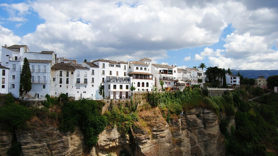 Uncover Ronda’s Essence: In-App Audio Walking Tour