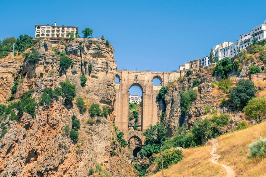 Uncover Ronda’s Essence: In-App Audio Walking Tour