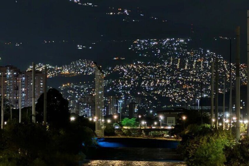 Private Night Tour by Electric Bike Medellin 