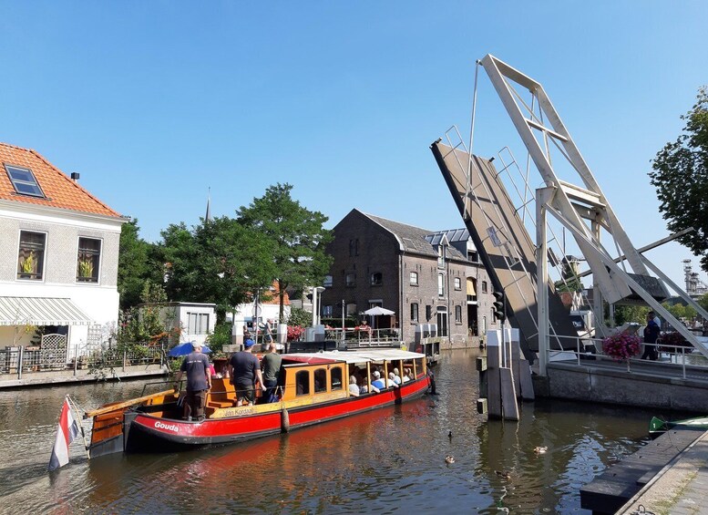 Picture 2 for Activity Gouda: Historical Canal Cruise