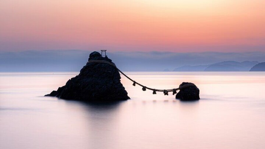 Ise’s Sacred Shrines Tour and Captivating Coastlines