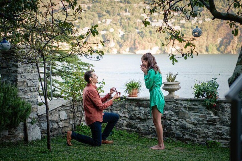 Private Photoshoot Tour with a Local Lake Como Photographer