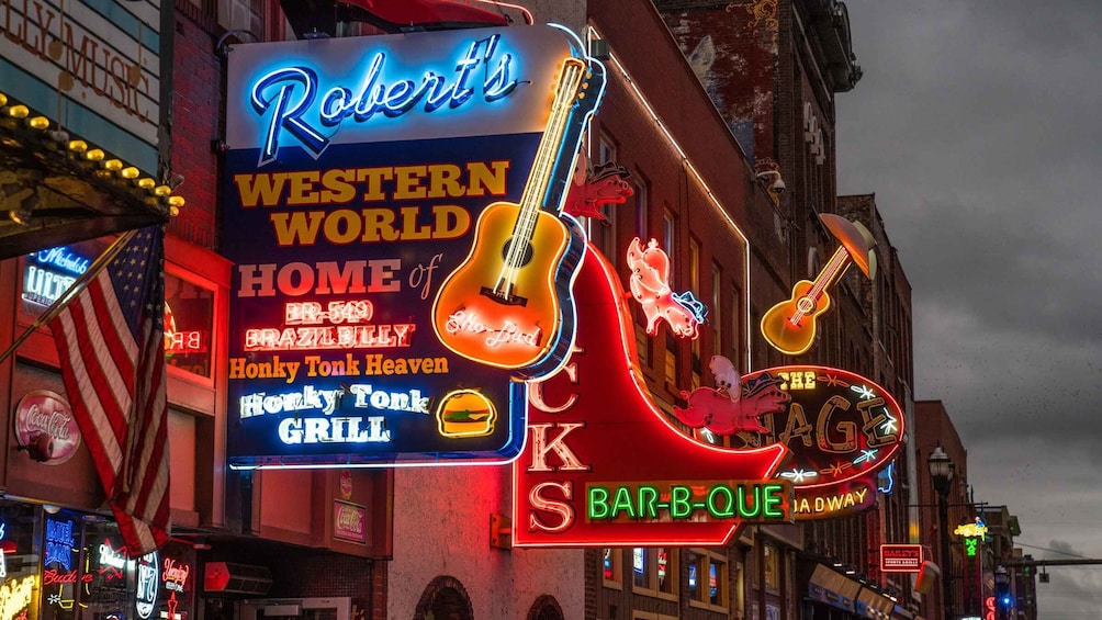 Nashville: Music History and Moonshine Pub Crawl