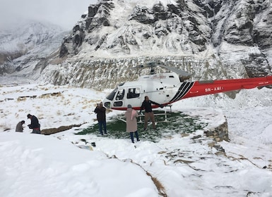 Vanuit Pokhara: Annapurna Basiskamp Helikoptervlucht