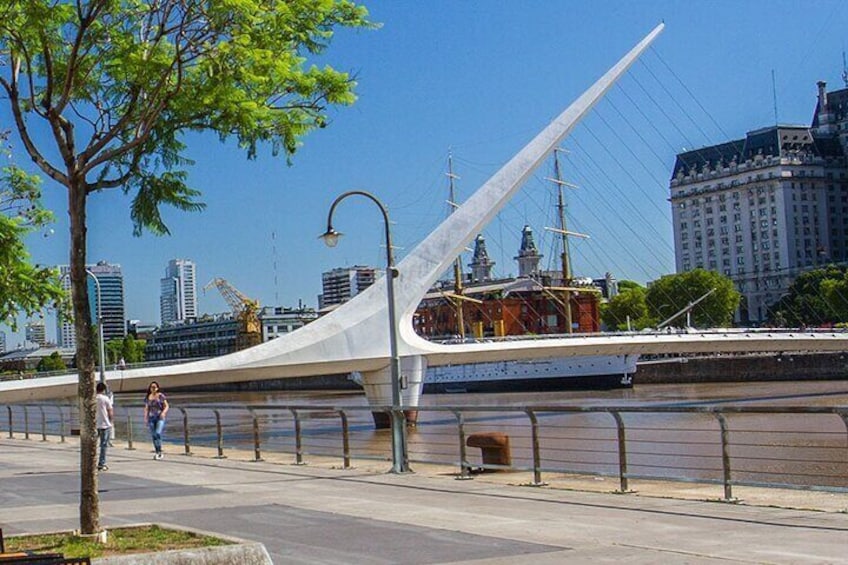 Puente de la Mujer