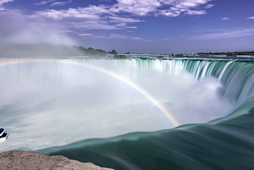 Picture 7 for Activity Maid of the Mist & Jetboat Ride + Lunch (Ice cream Included)