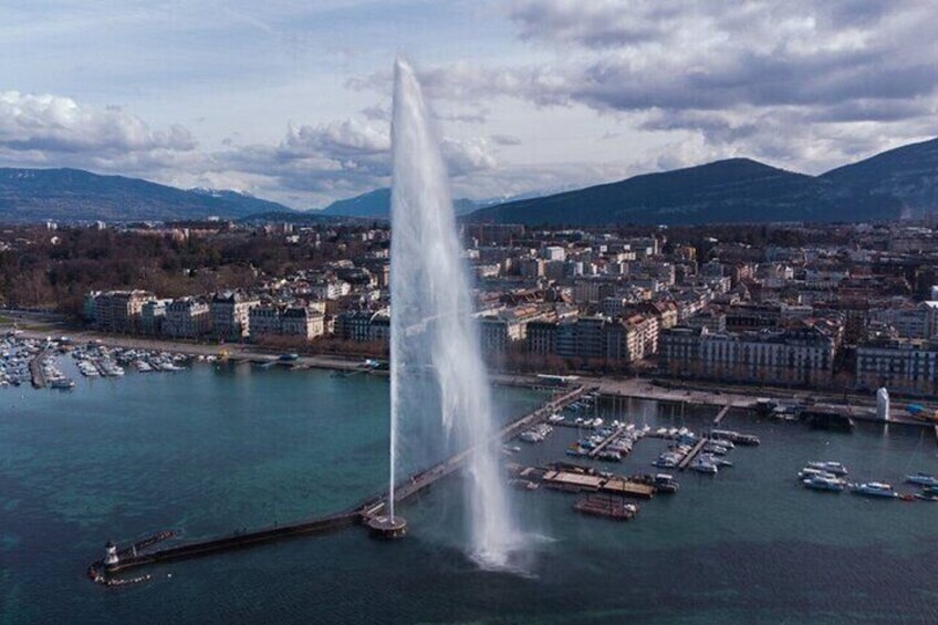 Old Town Private Walking Tour in Geneva 