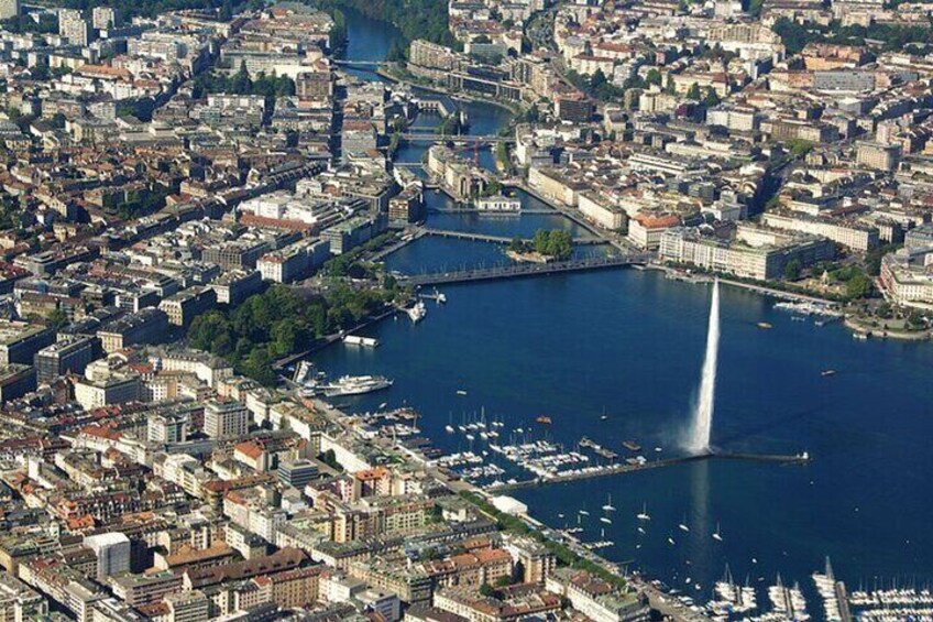 Old Town Private Walking Tour in Geneva 