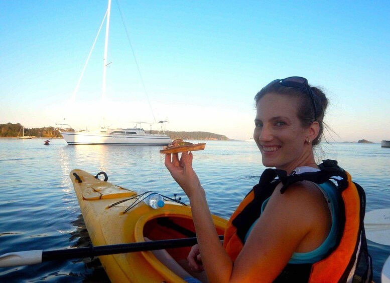 Picture 3 for Activity Pizza Paddle - Dinner Kayak Tour in Batemans Bay