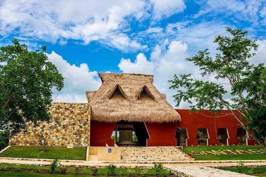 Tour to the Cenotes of Santa Bárbara and Acanceh