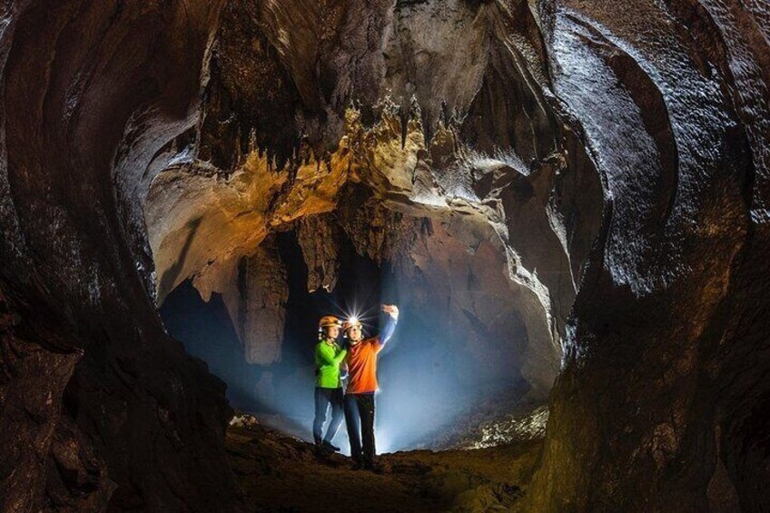 Dark Cave and Paradise Cave Day Tour: Experience Vietnam’s Best Caves