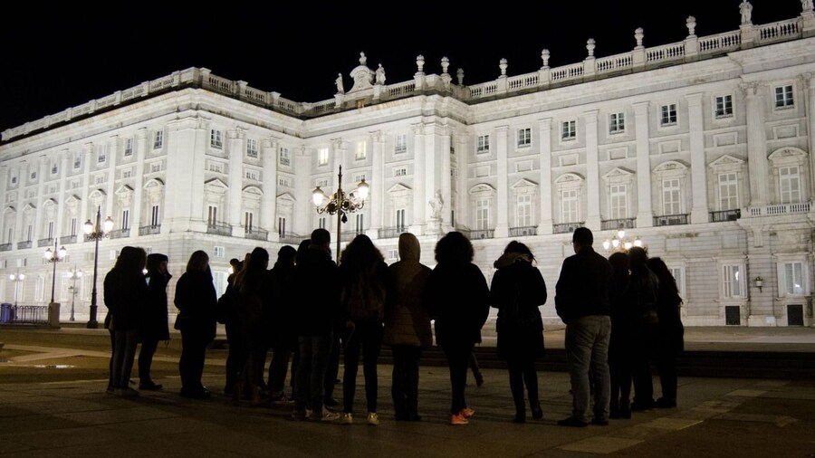 Madrid encantado: paseo a pie guiado