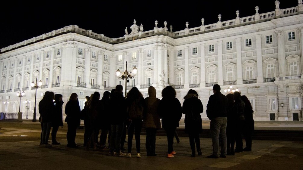 Madrid encantado: paseo a pie guiado