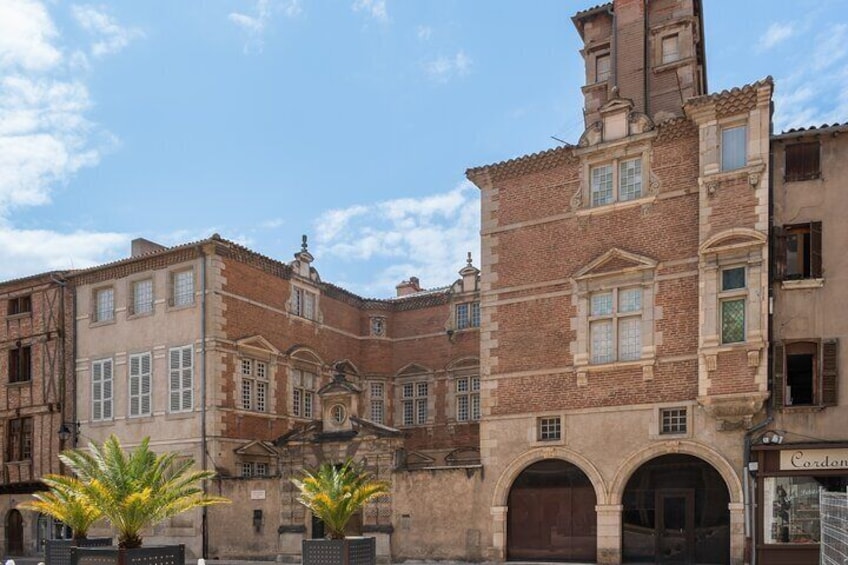 Private Walking Tour in Castres with Guide