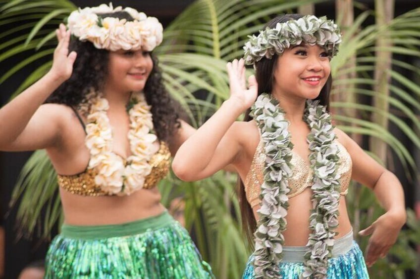 Basics Hula Lesson on Maui