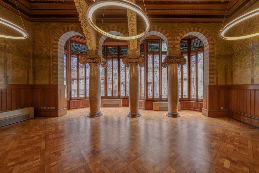 Picture 3 for Activity Barcelona: Palau Baró de Quadras Tickets and Guided Tour