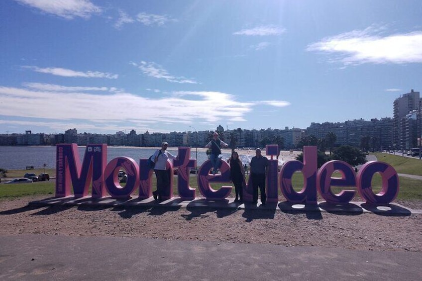 Private Tour in Montevideo with a Local – Urban Heart Tours