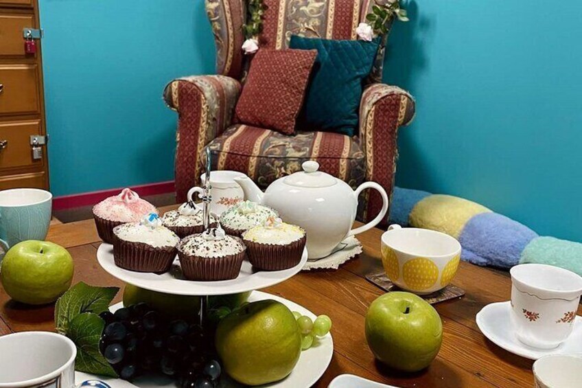 Mad Hatter's Hat Escape Room Experiences