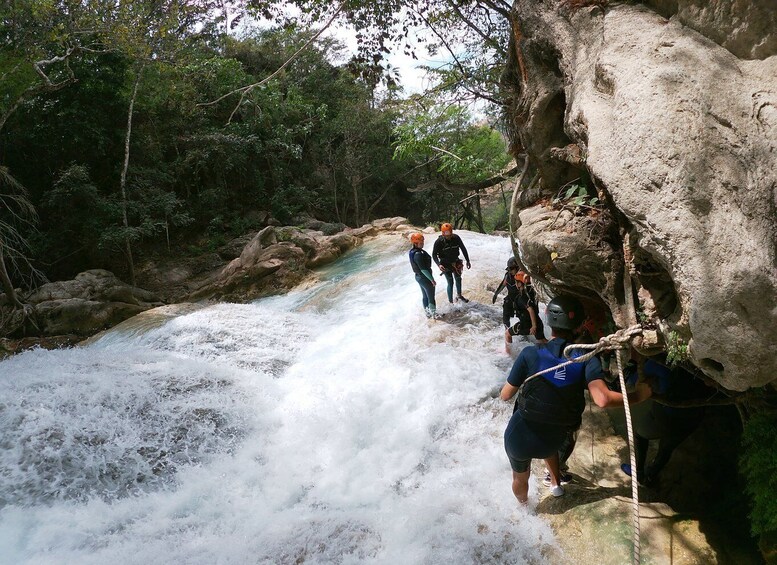 Picture 2 for Activity Tzimol, Chiapas: San Vicente River Canyoning Tour