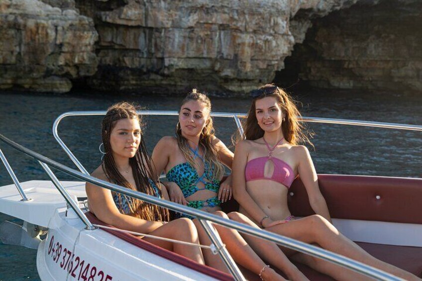 Exclusive Boat Party Experience