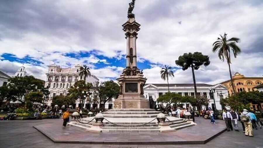Private Walking Tour of Quito With A Guide