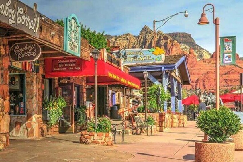 Day Tour of Uptown Sedona and It's Best Views