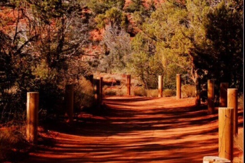 Day Tour of Uptown Sedona and It's Best Views