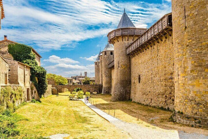 Self-Guided Walking Tour in Carcassone Medieval Town