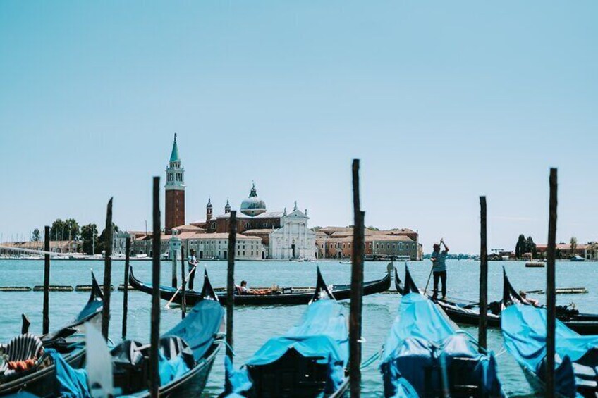 Day trip to Venice by ship with free bus transfer to port