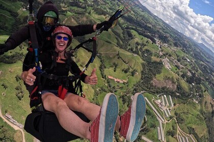 Paragliding through the mountains of medellin