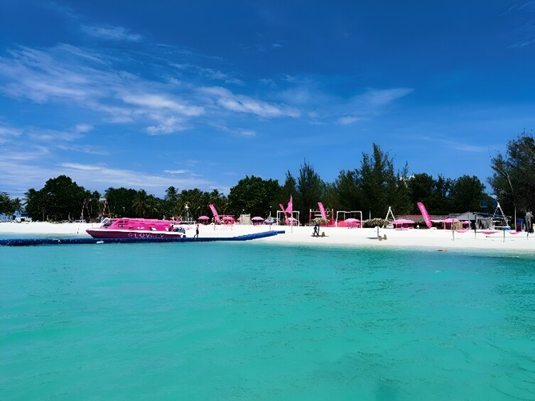 Sabah: Lovely Mantanani Island with Hotel Pick-up