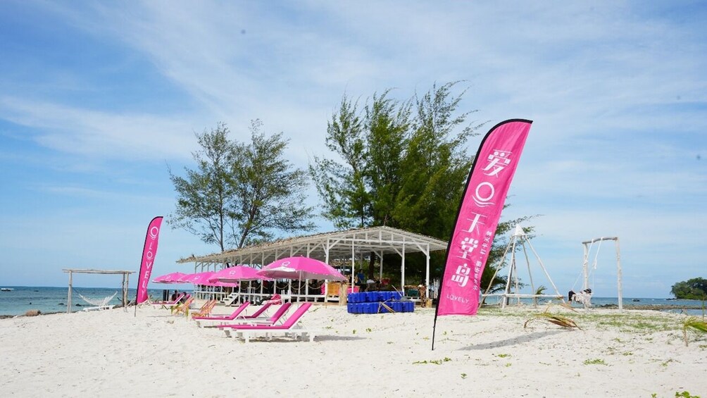 Sabah: Lovely Paradise Island with Hotel Pick-up